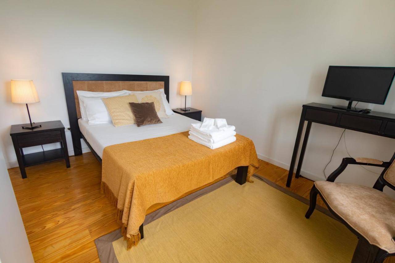 Casa D' Avo Marcelina - Casas De Campo Arcos de Valdevez Luaran gambar